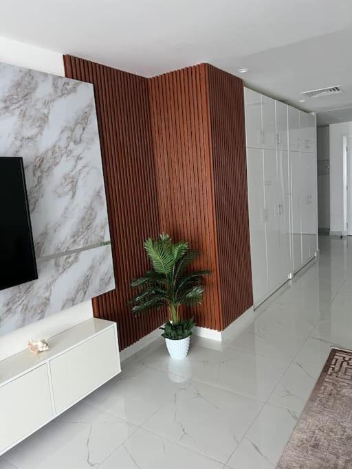 Modern Studio In The Heart Of Амман Экстерьер фото